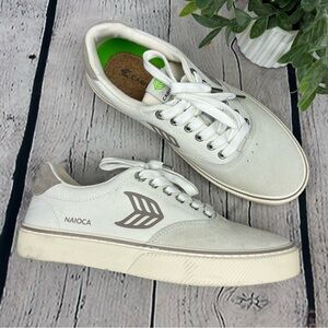 NWOB Cariuma NAIOCA Skate Shoes Sneakers Off White/Vintage Grey Sz 9.5